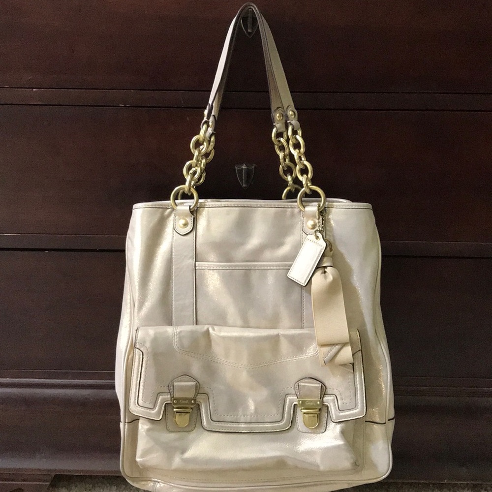 Coach Poppy Pushlock Tote